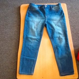 Lei stretchy jeans